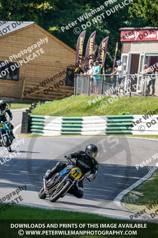 cadwell no limits trackday;cadwell park;cadwell park photographs;cadwell trackday photographs;enduro digital images;event digital images;eventdigitalimages;no limits trackdays;peter wileman photography;racing digital images;trackday digital images;trackday photos